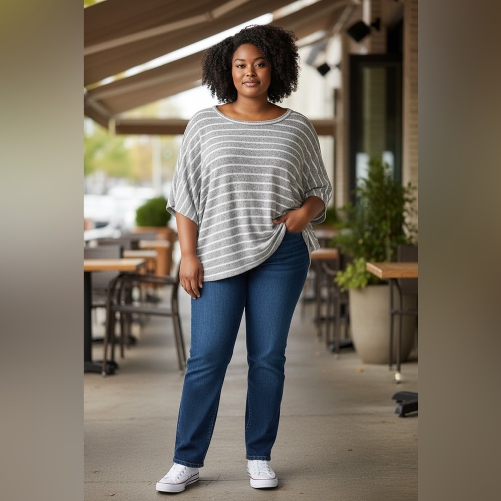 Andrée by Unit Heather Gray and White Knit Top PTP 40 - Picture 2 of 8